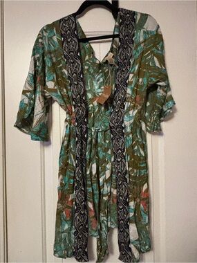 Nalini NWT one size Green Patterned Tie-Waist Kimono with Contrasting Trim